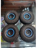 Maxxis Creepy Crawler LT Tires and Wheels Mounted (4u.) (Como-novo)