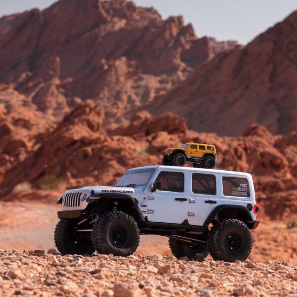 1/6 SCX6 Jeep JLU Wrangler 4X4 RTR Brushed Rock Crawler, Silver - Image 6