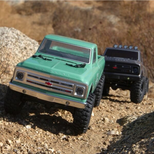 1/24 SCX24 1967 Chevrolet C10 4WD Truck Brushed RTR, Green - Image 3