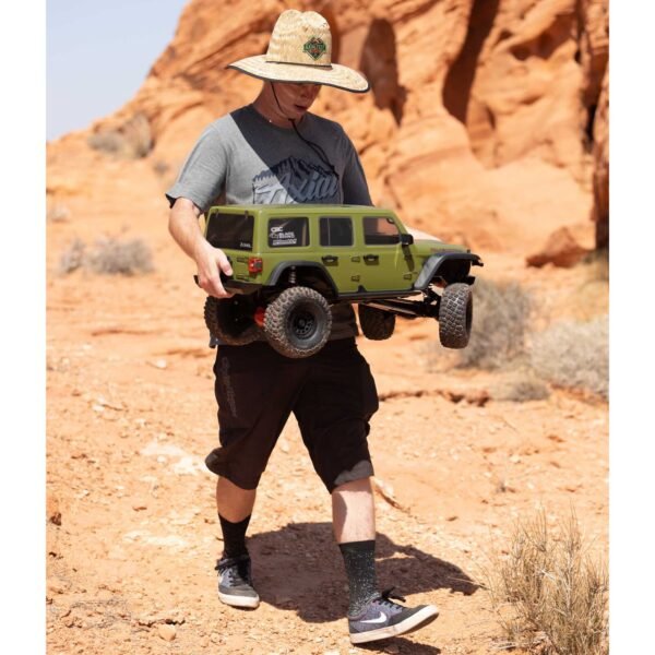 1/6 SCX6 Jeep JLU Wrangler 4X4 Rock Crawler RTR: Green - Image 5
