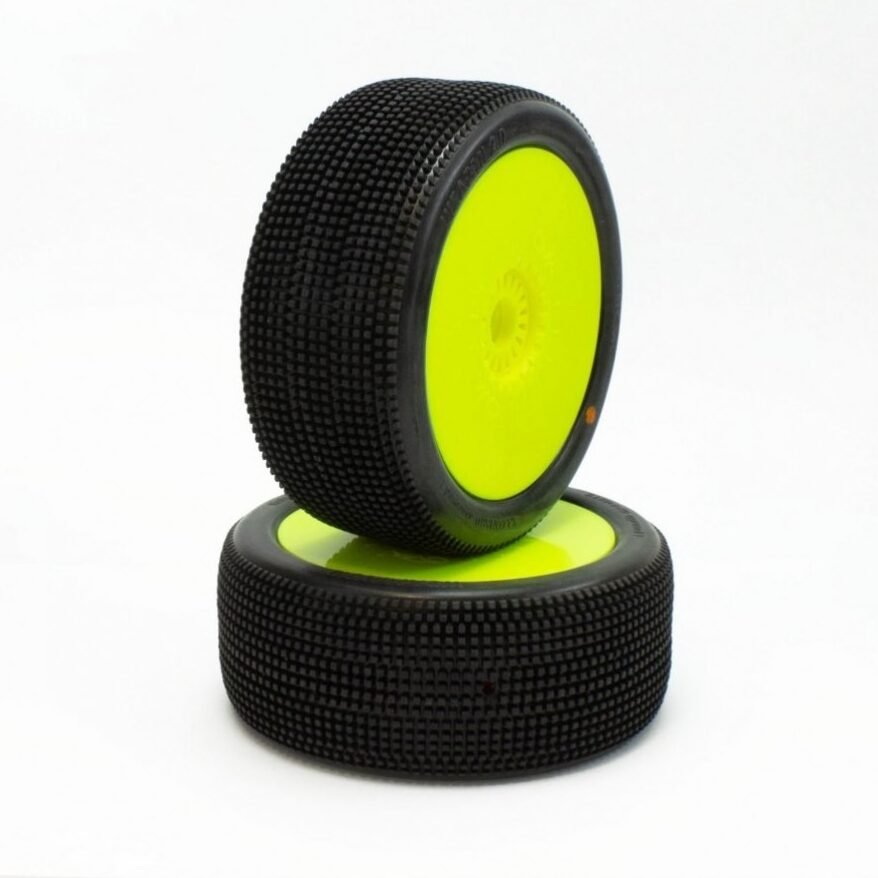 WEAPON 2.0 15/25 tyres on Yellow / Ultra (Pair Glued) - Image 3