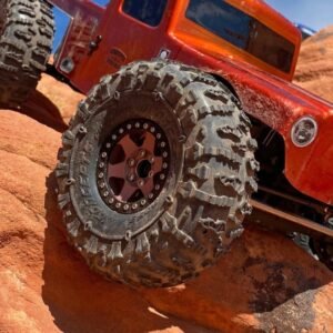 Alternative view of Jconcepts Ruptures - green compound - performance scaler (fits 1.9" wheel)
