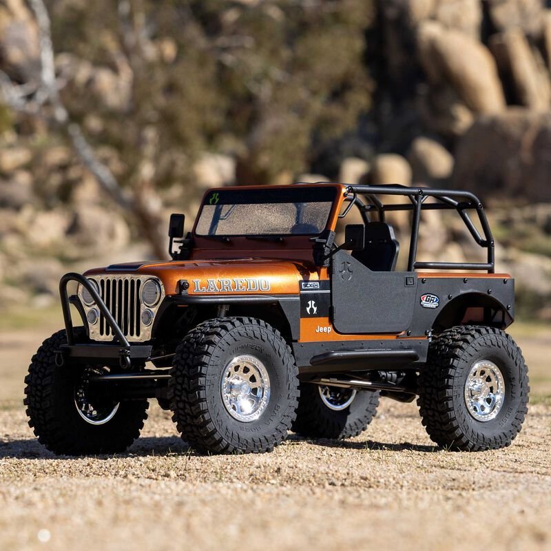 1/10 SCX10 III Jeep CJ-7 4X4 RTR Brushed Rock Crawler, Copper - Image 6