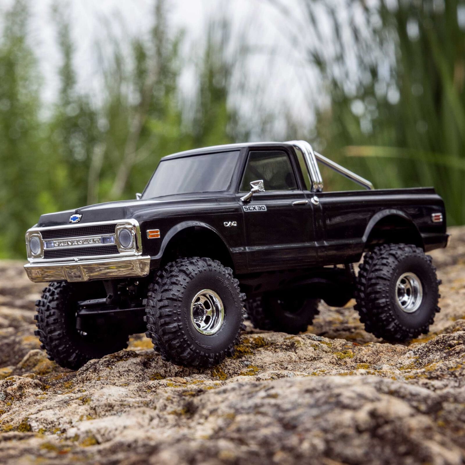 Axial 1/30 SCX30 Chevrolet K10 4X4 RTR Brushed Rock Crawler (Battery & Charger Included), Black - Image 3