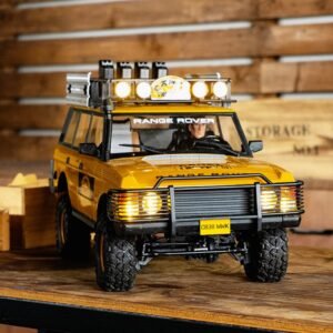 Alternative view of FMS 1:10 LAND ROVER RANGE ROVER RS YELLOW