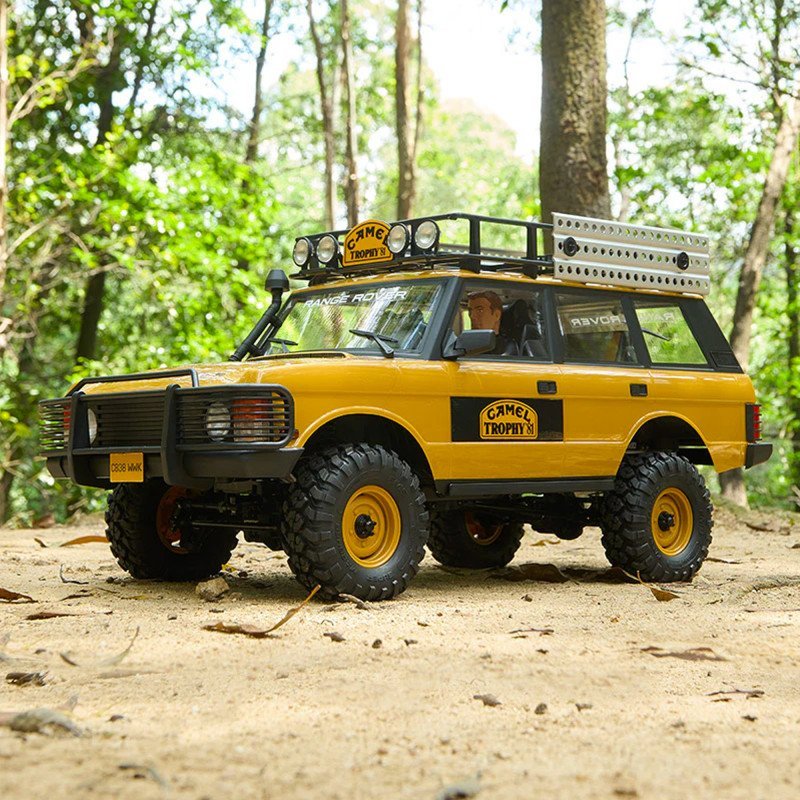 FMS 1:10 LAND ROVER RANGE ROVER RS YELLOW