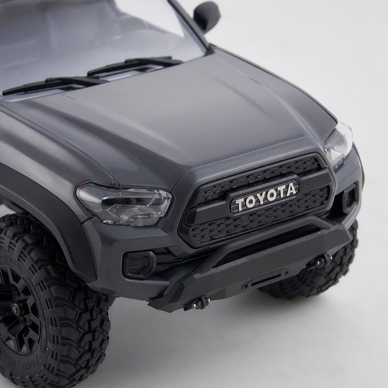 FMS 1:24 TOYOTA TACOMA RTR GREY - Image 2